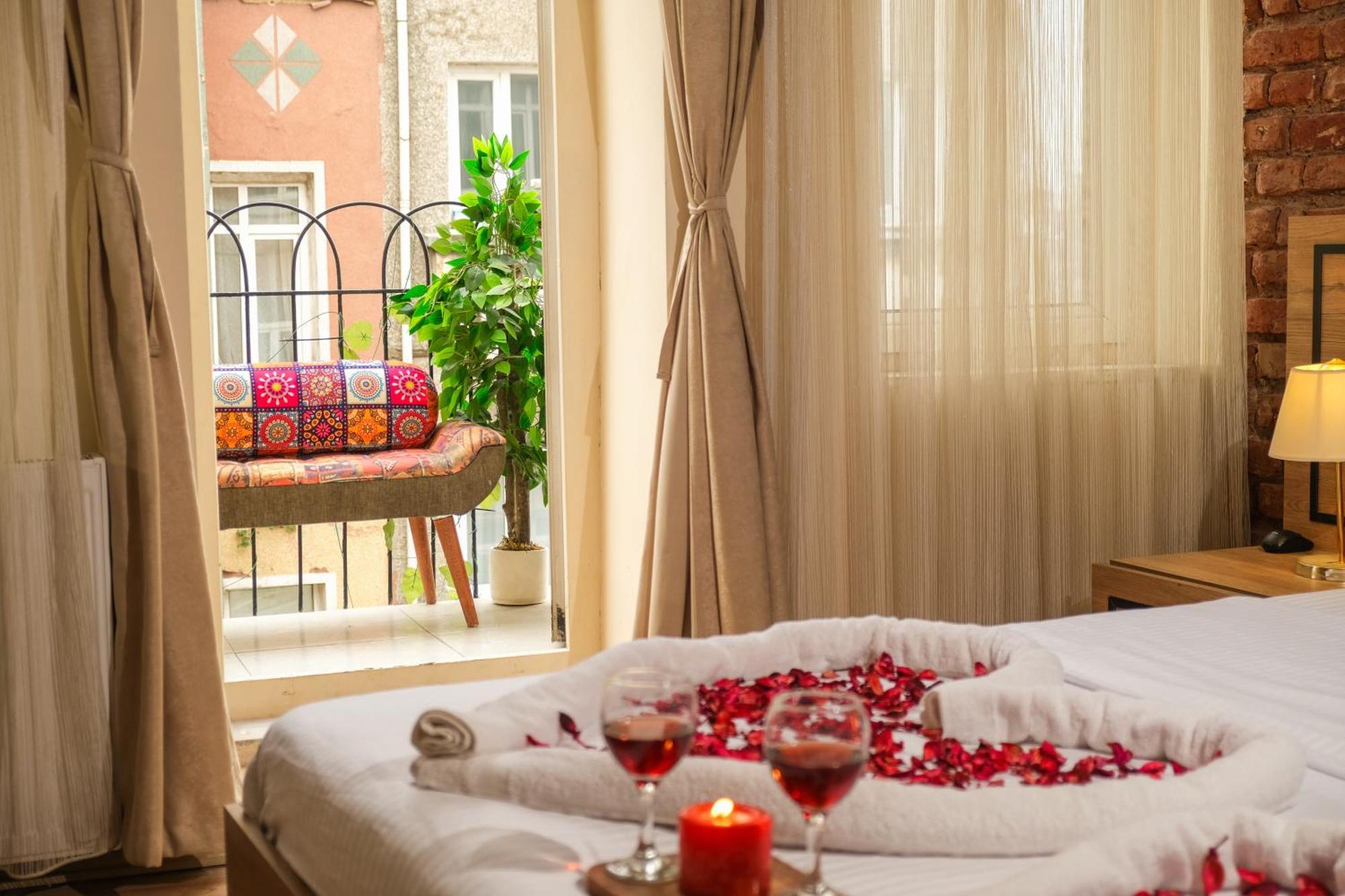 Taksim Nikea Suites 80 Istanbul Exterior photo